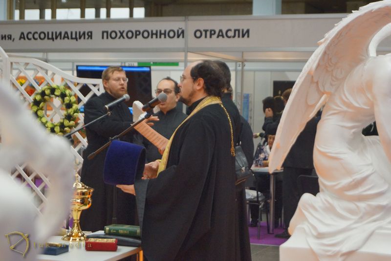 Некрополь 2016 Москва открытие молебен