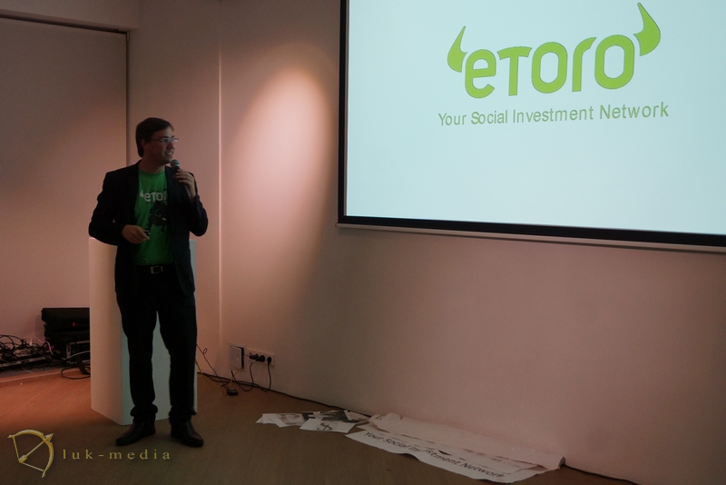 etoro  