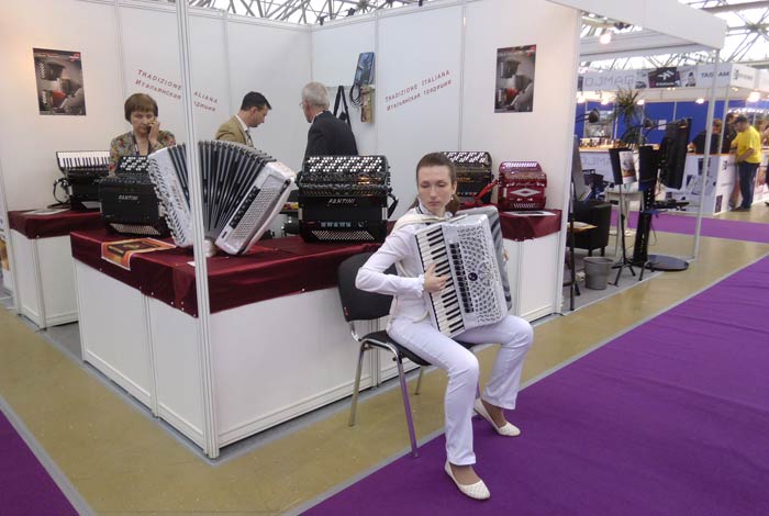 namm musikmesse russia 2013