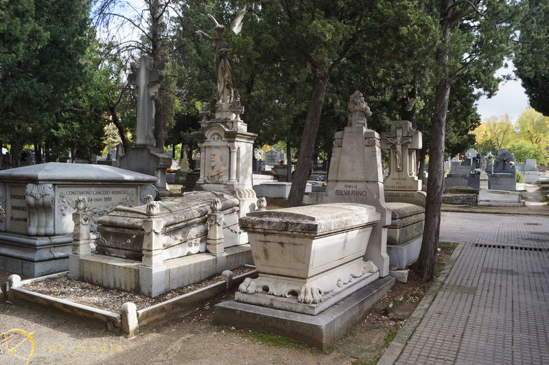 Кладбище Альмудена, часть первая