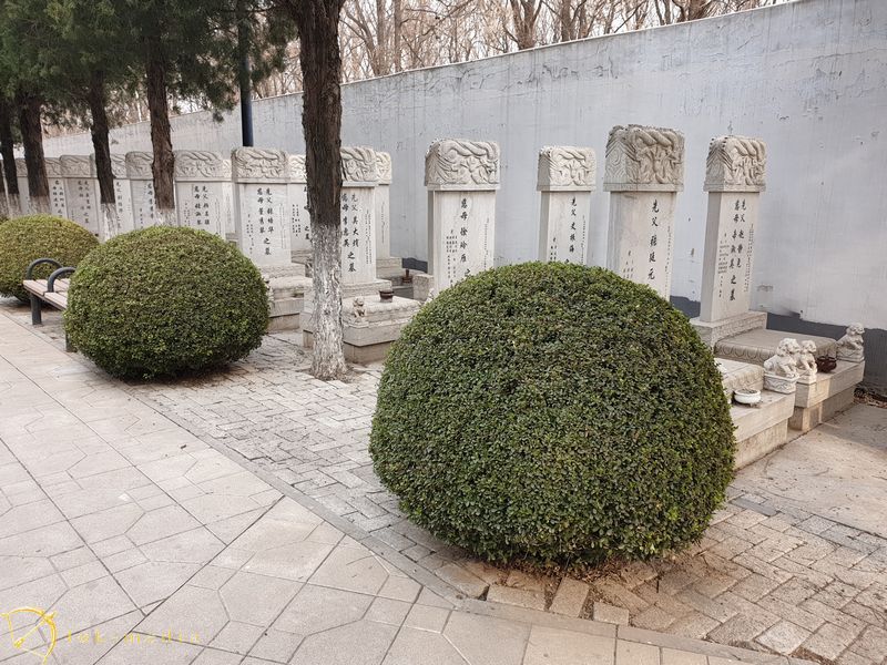 Кладбище в Пекине