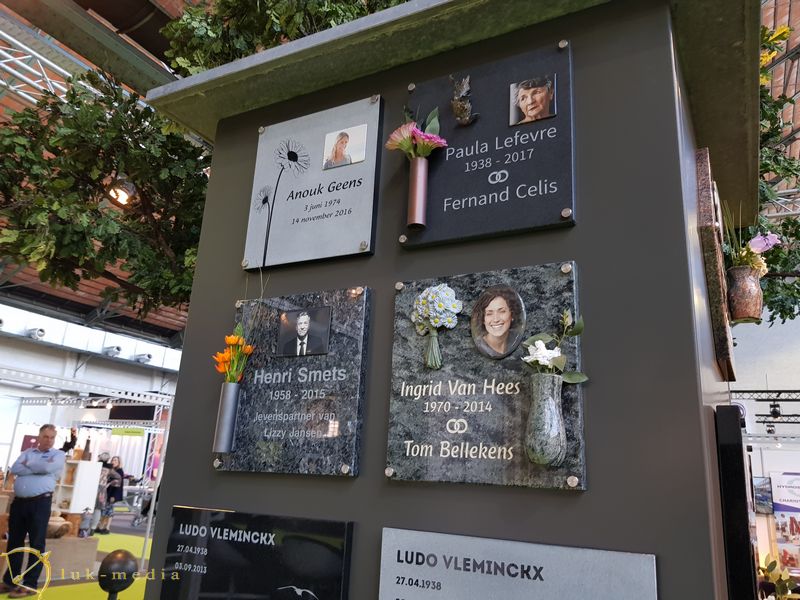 Выставка товаров для похорон в Брюсселе 2019, часть третья