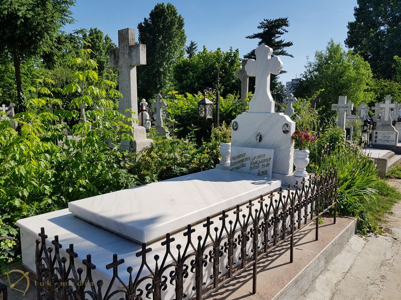 Кладбище Генча