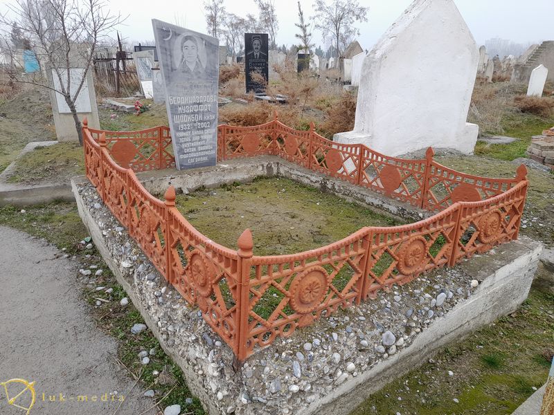 Кладбище в Спитамене