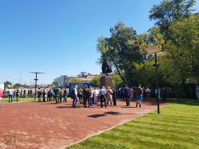 Открытие памятника Маргелову