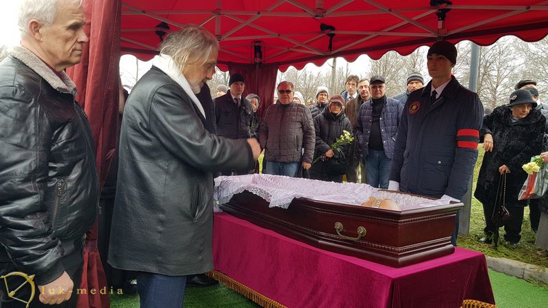 Похороны Марлена Хуциева