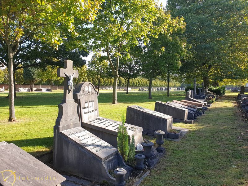 Кладбище Моленбек