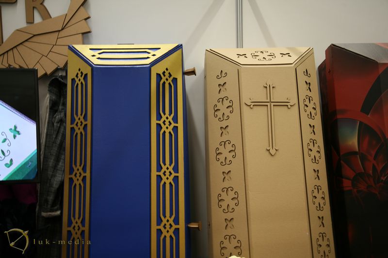 Гробы на выставке Некрополь 2018 часть третья