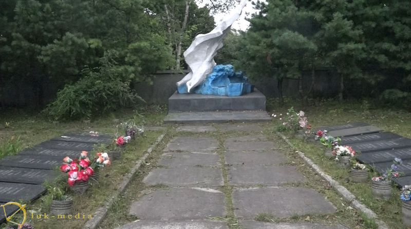 Морское кладбище во Владивостоке