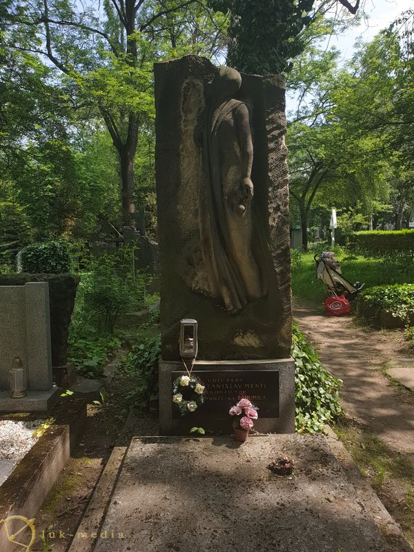 Ольшанское кладбище