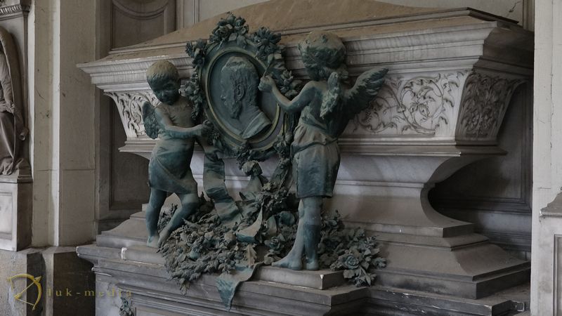 Кладбище в Генуе
