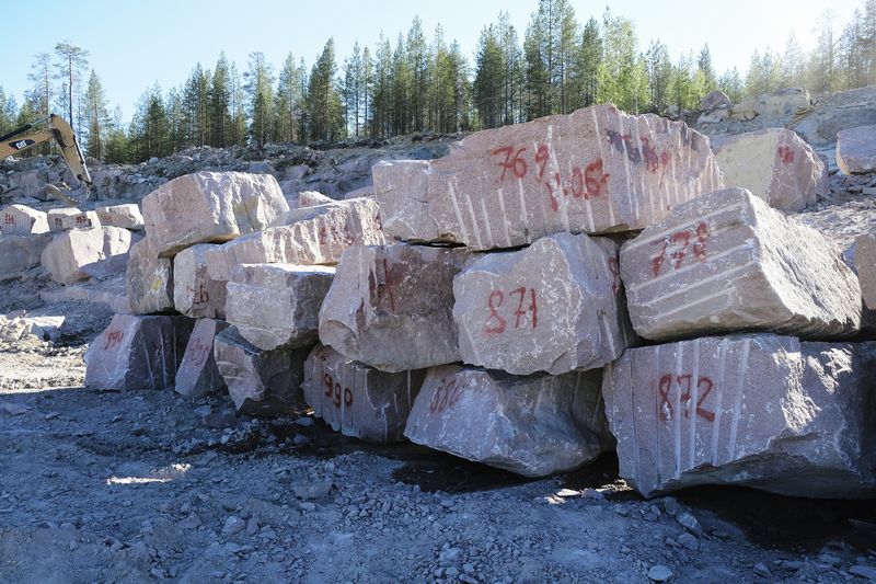 Stone Market Предлагает блоки Винга