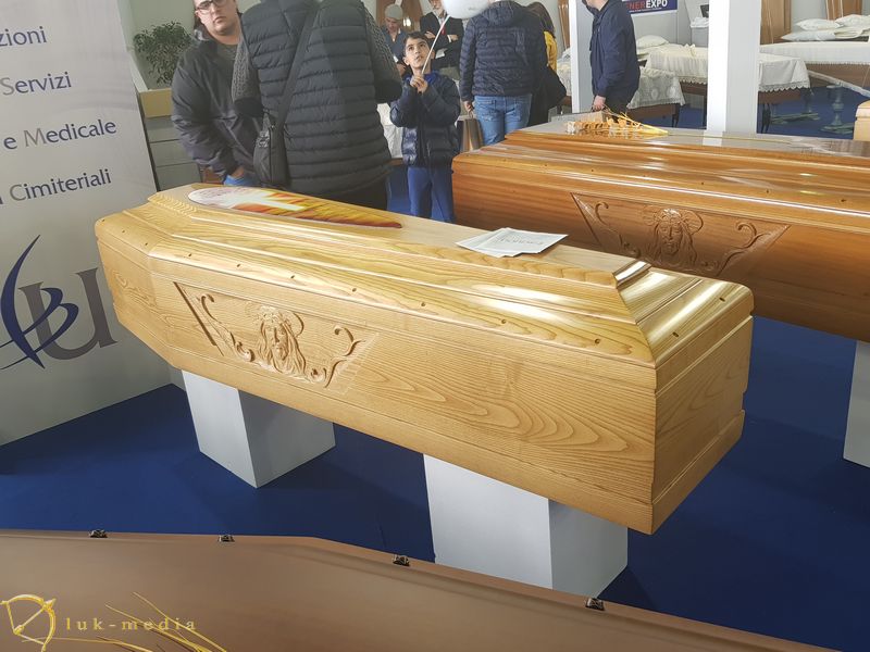 Гробы на выставке Tenerexpo 2019, часть третья