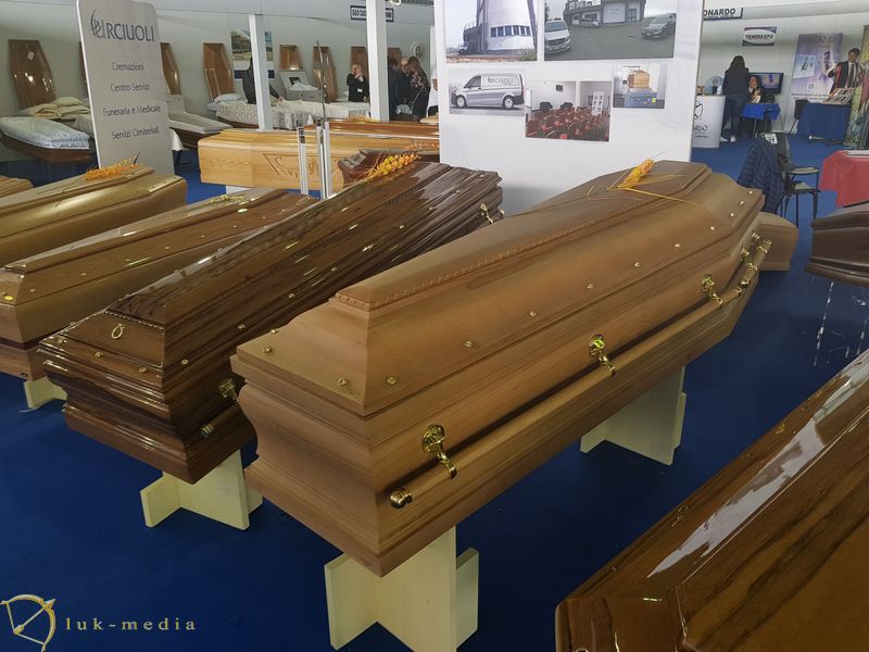 Гробы на выставке Tenerexpo 2019, часть третья