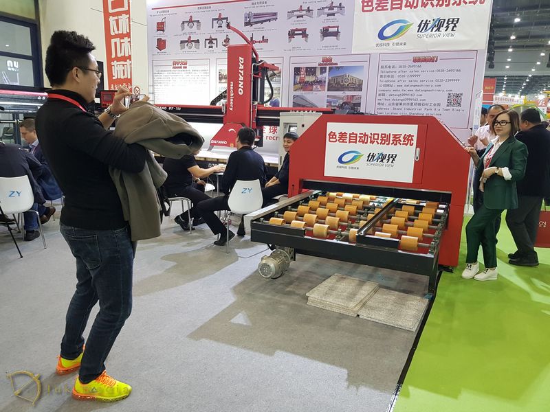 Камнеобрабатывающее оборудование на выставке в китае