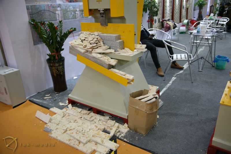 Инструмент т оборудование для камнеобработки на выставке в Сямыне