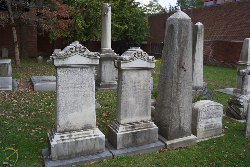 кладбище в филадельфии